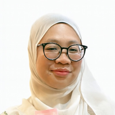 Lyn Yussof（リン）